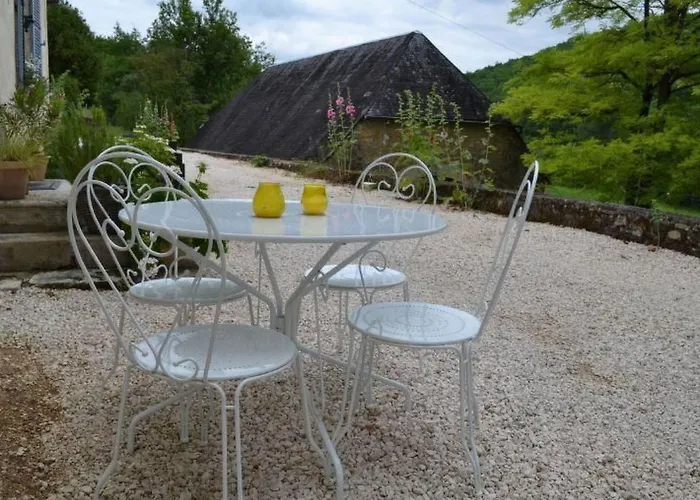 Ferienhaus Fuer Zwei Personen By Interhome